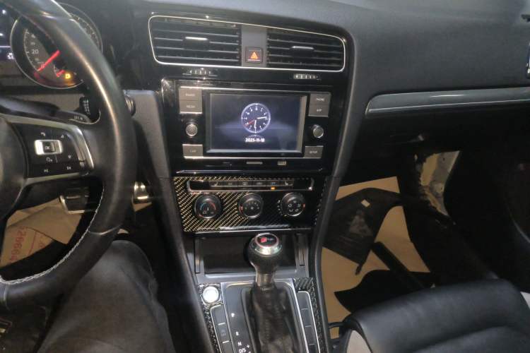 Used Volkswagen Golf 2018 280TSI Automatic R-Line Model
