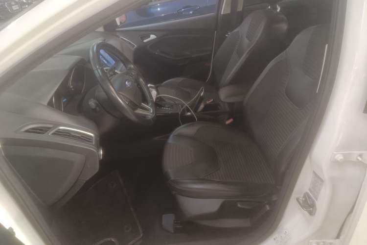 Used Ford Focus 2015 Sedan 1.6L Automatic Trend Model