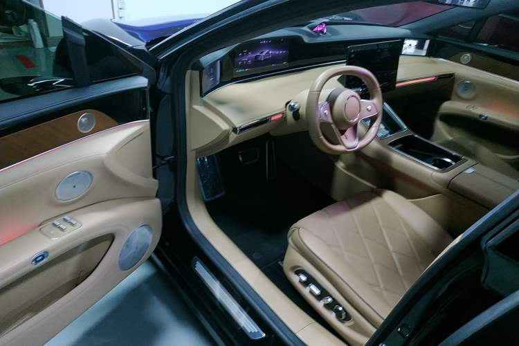 Used Hima Stelato S9 2024 All-Electric Ultra Four-Wheel-Drive Flagship Edition
