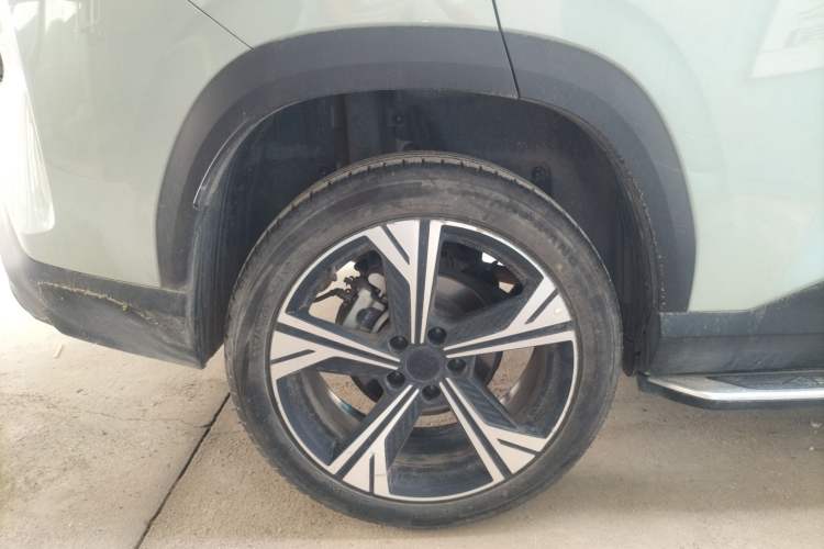 Used Geely Auto Emgrand X7 Sport 2023 Boyue COOL 1.5TD ZhiZun Edition
