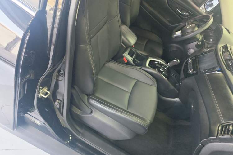 Used Nissan X-Trail 2019 2.0L CVT Smart Connect Comfort Edition 2WD
