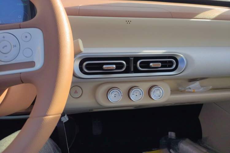 Used Wuling Hongguang MINIEV 2024 3rd Generation 215km Youth Edition