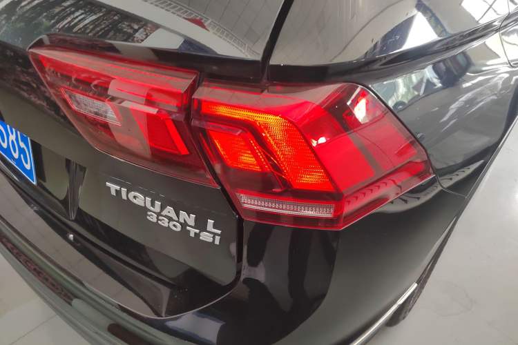 Used Volkswagen Tiguan L 2017 330TSI Automatic Two-Wheel Drive Luxury Edition
