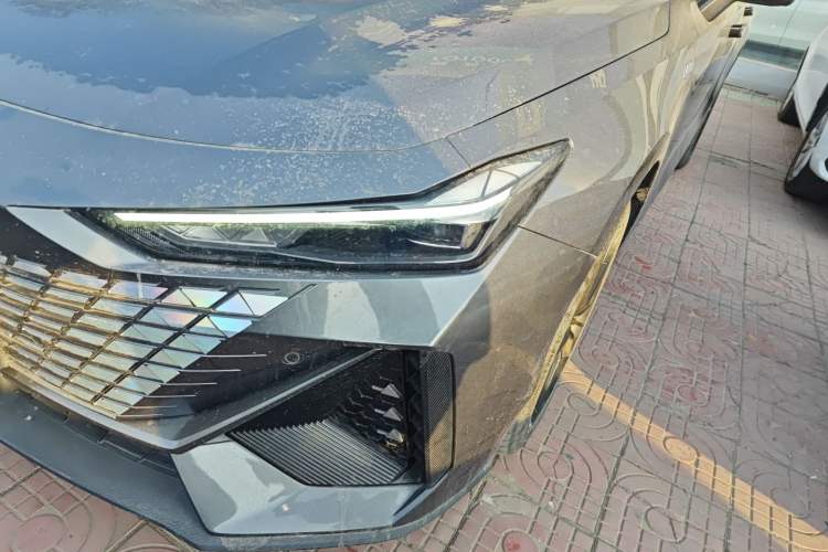 Used Changan UNI-V iDD 2023 Zhidian iDD 1.5T 113km Smart & Fun Version (Rapid Edition)