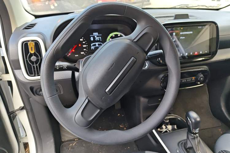 Used Roewe Clever 2022 311km QiQi BoBo Edition
