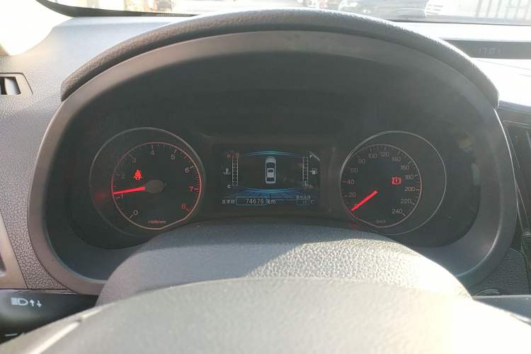 Used BYD Surui 2015 Revised Version 1.5L Manual Luxury Edition
