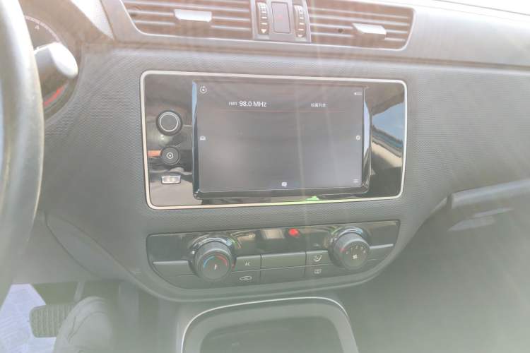 Used Qoros 5 2018 Revised Version 1.6T Automatic Leading Edition
