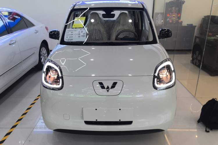 Used Wuling Hongguang MINIEV 2025 Four-Door Version Advanced Edition
