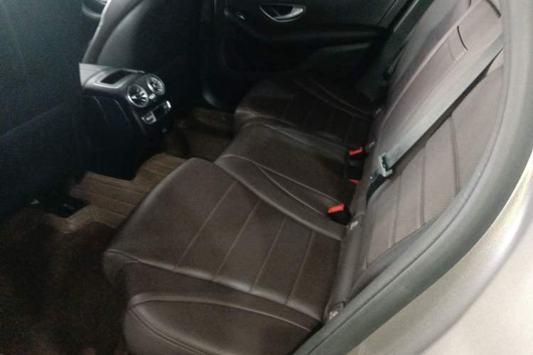 Used Mercedes-Benz GLC 2021 GLC 300 L 4MATIC Dynamic Model