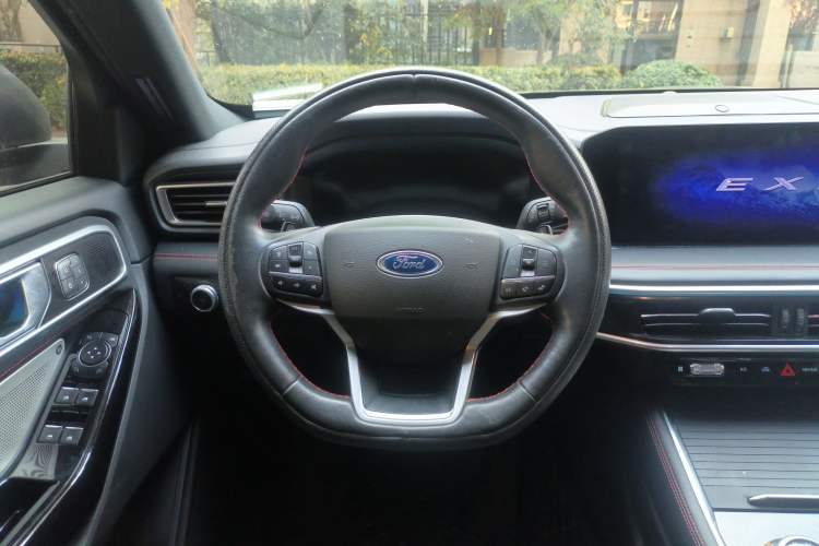 Used Ford Explorer 2023 EcoBoost 285 4x4 ST-LINE 6-Seater
