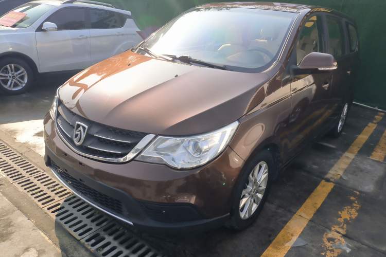 Used Baojun 730 2014 1.5L Manual Standard Version 8 Seats