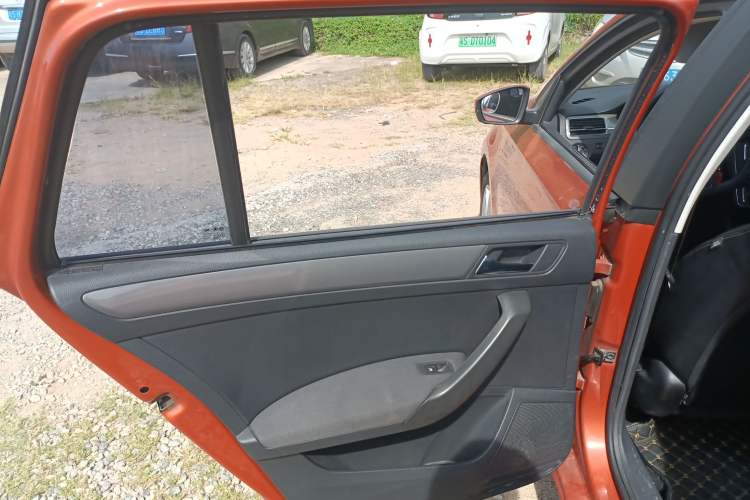 Used Volkswagen Santana 2017 Haval H6 1.6L Automatic Fashion Edition
