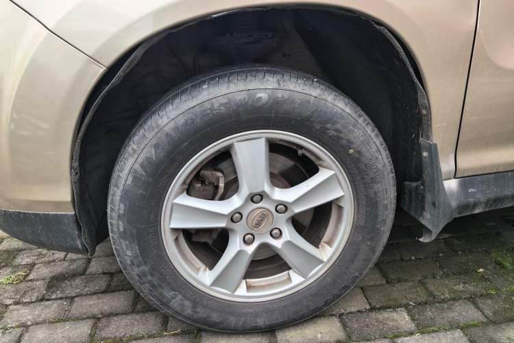 Used BYD S6 2014 1.5TI Manual Luxury 7-Seater