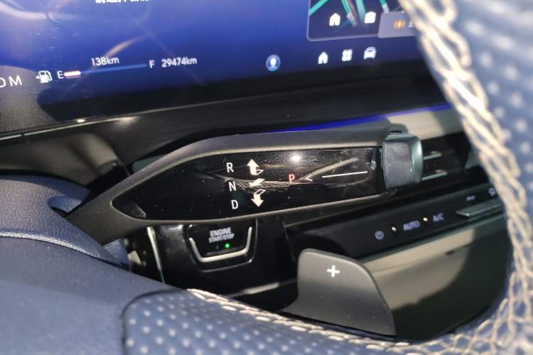 Used Buick Century 2023 2.0T Seven-Seater Yinshi Edition
