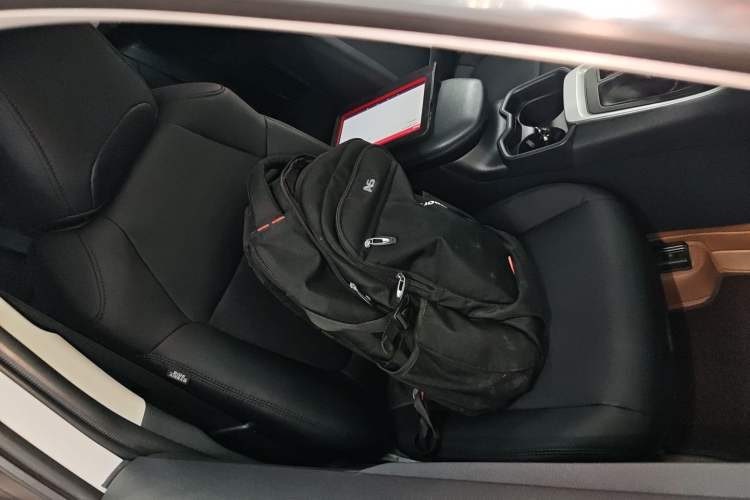 Used Toyota RAV4 2021 2.0L CVT Two-Wheel Drive Fashion Edition
