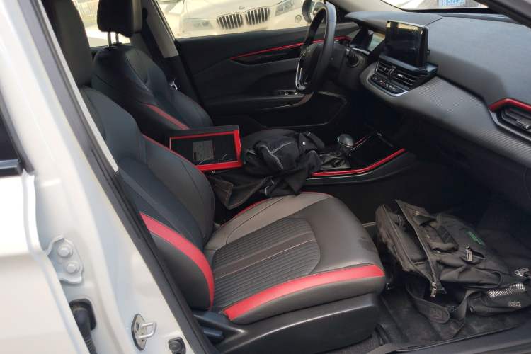 Used Dongfeng Aeolus Yixuan 2021 230T Automatic ZuiFeng Edition