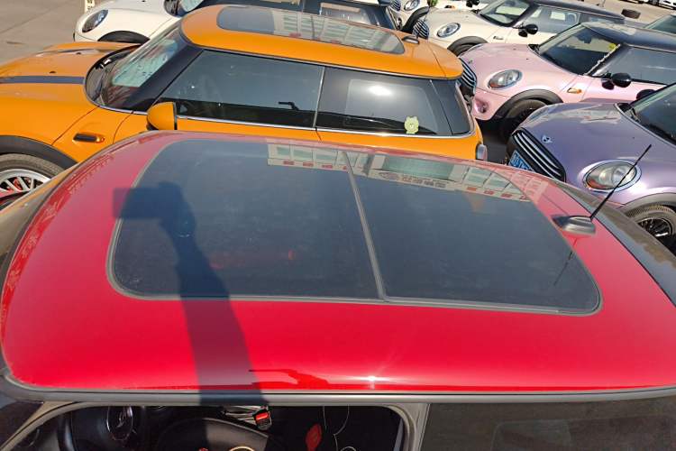 Used  MINI 2016 1.2T ONE Pioneer Edition
