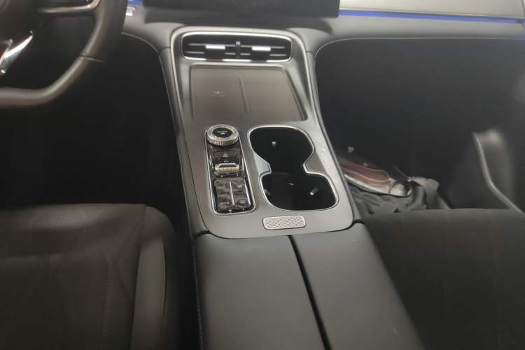 Used Chery Tiggo 8 PLUS 2025 290TGDI DCT Luxury 7-Seater