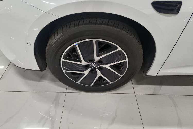 Used BYD Qin L 2025 DM-i Smart Drive 120KM Superior Model
