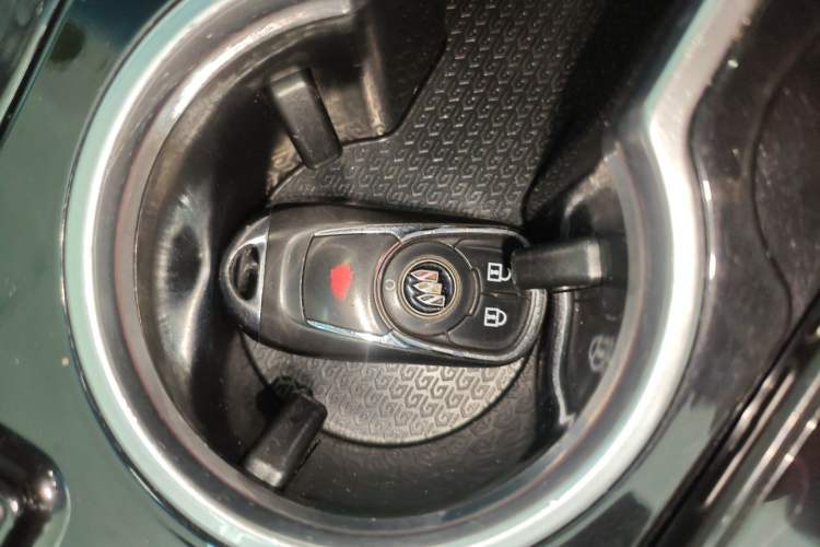 Used Buick GL8 2020 ES Land Cruiser 653T Comfort Edition
