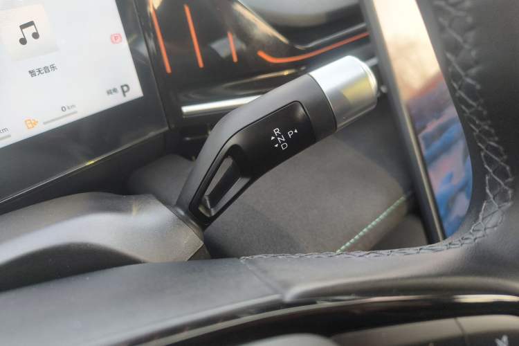 Used  L6 2024 125km Creative Edition
