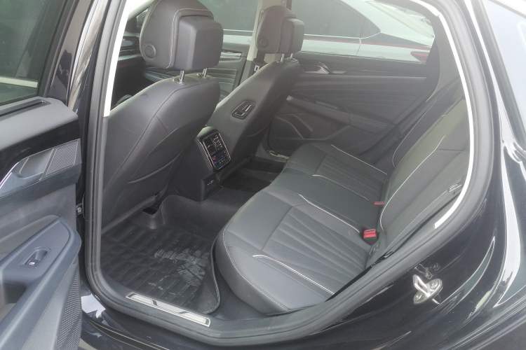 Used Volkswagen Passat 2024 380TSI Luxury Edition
