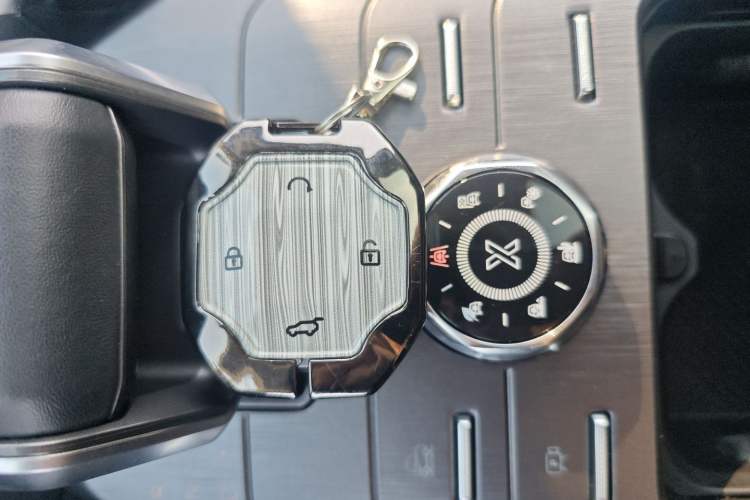 Used JETOUR Traveler 2023 2.0T All-Wheel-Drive CrossPRO