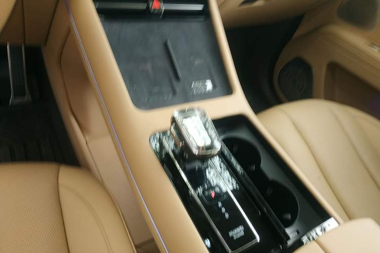 Used Hima AITO M7 2024 1.5T Intelligent Drive 4x4 Max Edition 6 Seats
