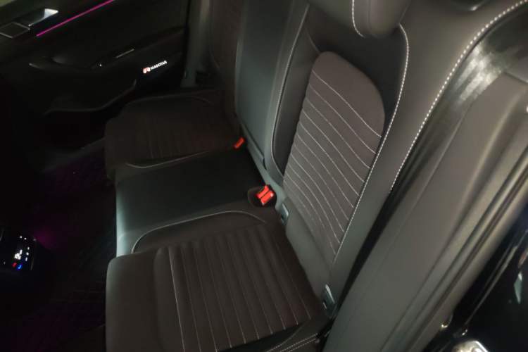 Used Volkswagen Magotan 2020 330TSI DSG Luxury Edition
