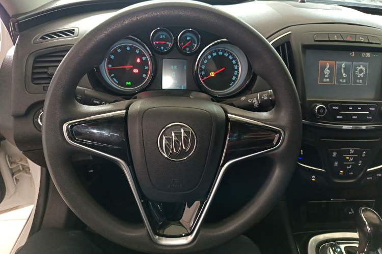 Used Buick Regal 2015 1.6T Leading Technology Model
