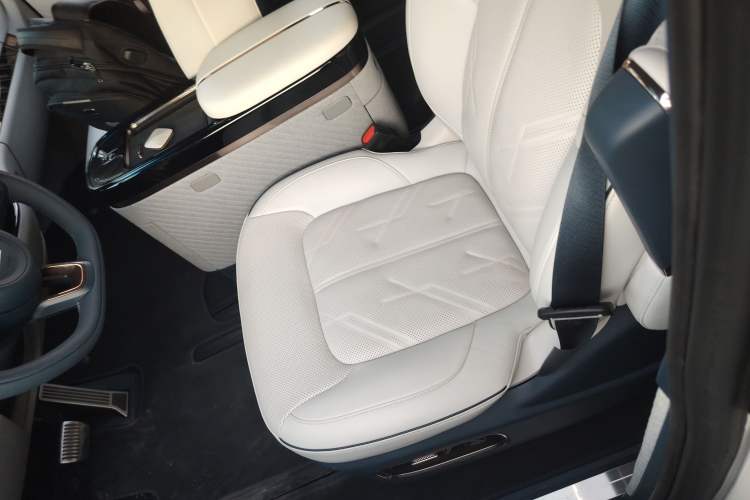 Used Zeekr MIX 2025 Long-Range Intelligent Driving Edition
