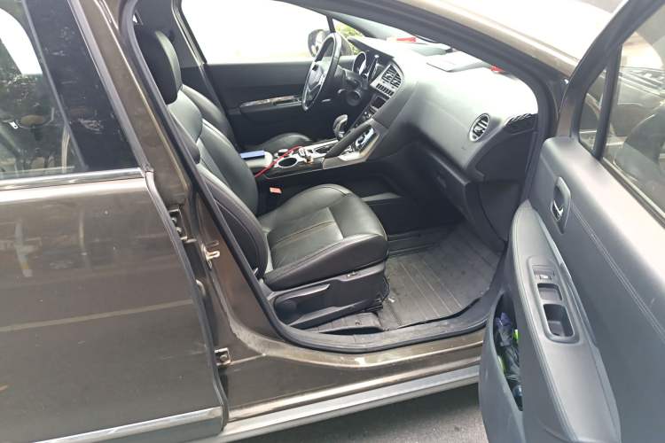 Used Peugeot 3008 2013 1.6THP Automatic Prestige Edition
