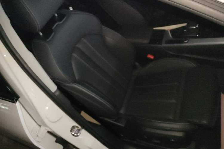 Used Audi A4L 2022 40 TFSI Fashion Dynamic Model
