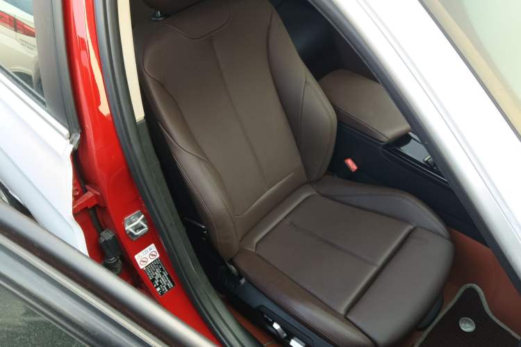 Used BMW 3 Series 2018 320Li Fashion Model
