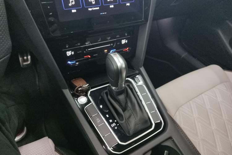 Used Volkswagen Magotan 2023 2 Million Units Commemorative Edition 330TSI DSG Luxury Version