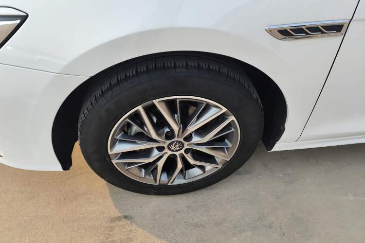 Used BYD Qin PLUS 2023 Champion Edition DM-i 120KM Leading Model
