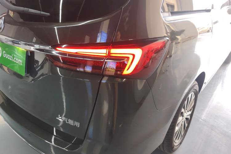 Used Buick GL8 2021 Land Cruiser Executive Class 652T Luxury Model
