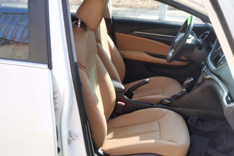 Used Buick GT 2019 18T Automatic Connected Flagship Version China VI Standard
