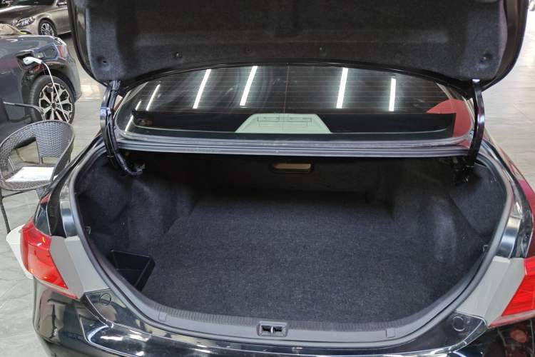 Used Toyota Camry 2013 200G Classic Luxury Edition
