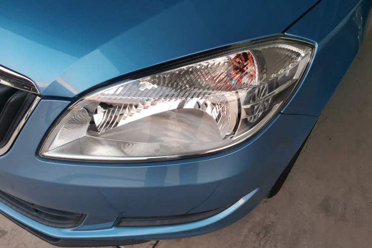 Used Skoda Fabia 2014 1.4L Automatic Crystal Edition
