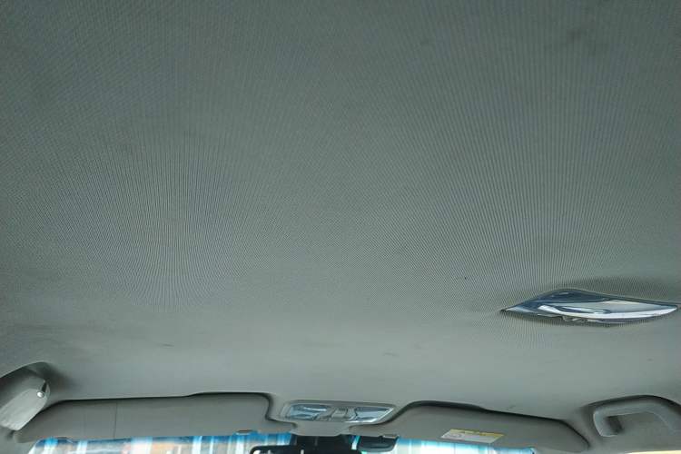 Used Great Wall Wingle 6 2014 2.0T Four-Wheel Drive Navigation Version 4D20B
