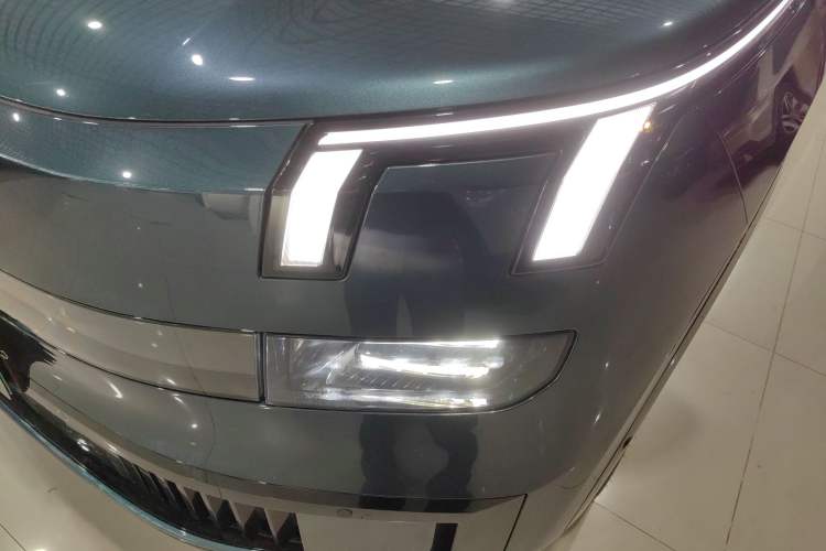 Used Lynk & Co 900 2025 2.0T Ultra