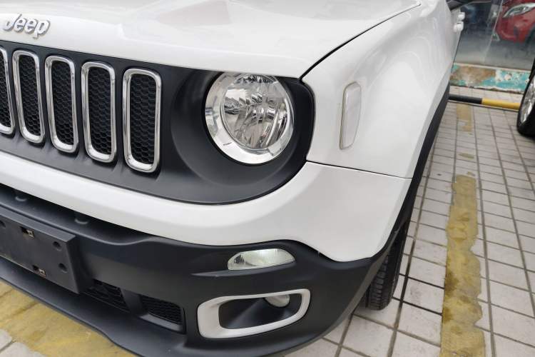 Used  Renegade 2017 180T Automatic High-Energy Version
