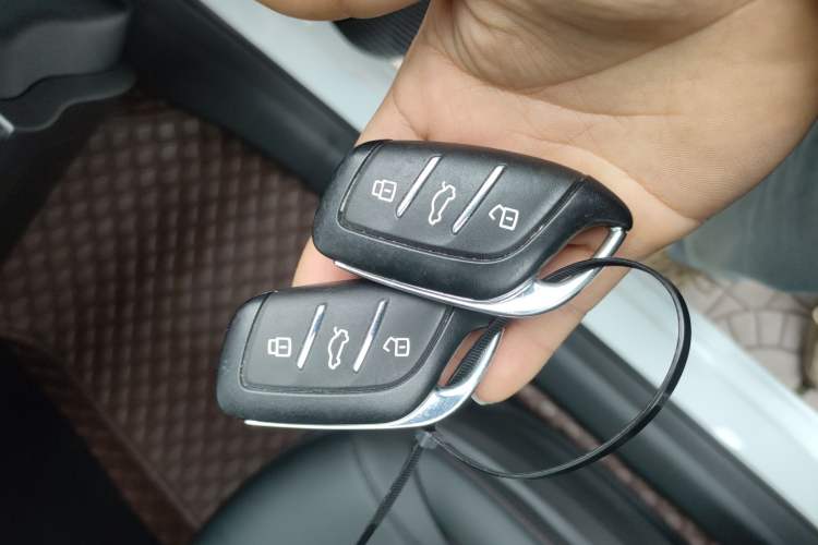 Used Roewe i5 2023 1.5L CVT Luxury Edition
