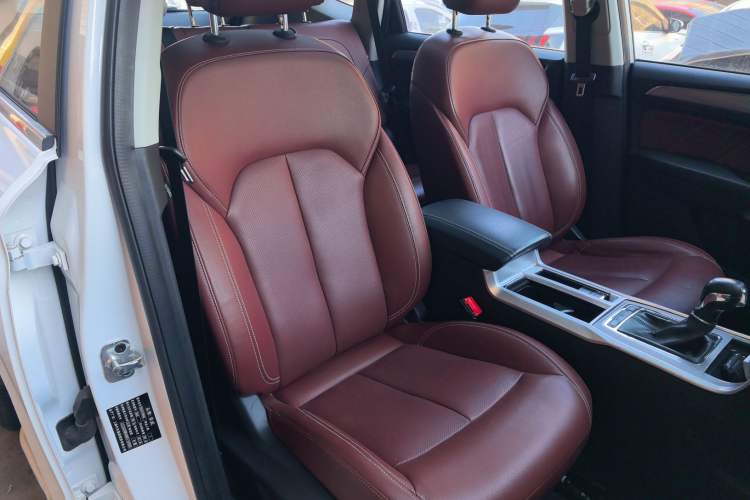 Used Roewe RX5 2016 30T Four-Wheel Drive Automatic Internet Smart Luxury Edition
