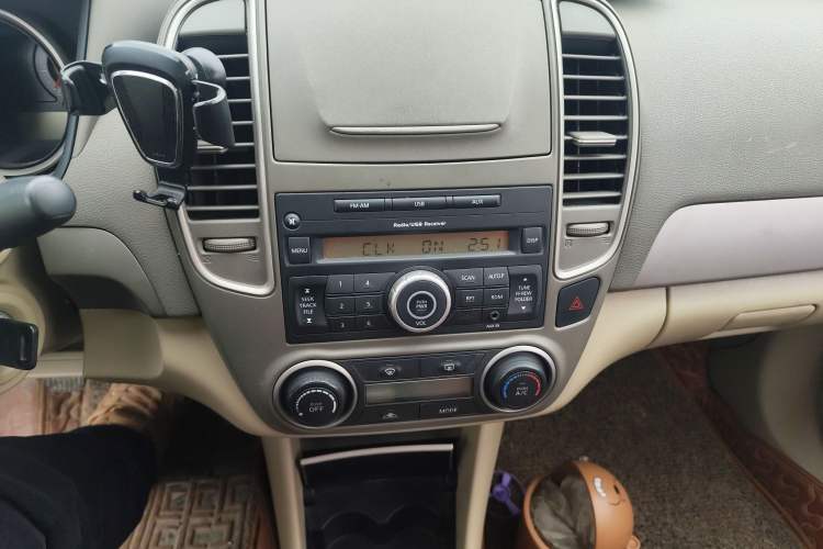 Used Nissan Sylphy 2016 Classic 1.6XE Manual Leading Edition