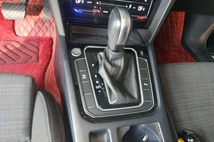 Used Volkswagen Variant 2021 2.0T Comfort Edition