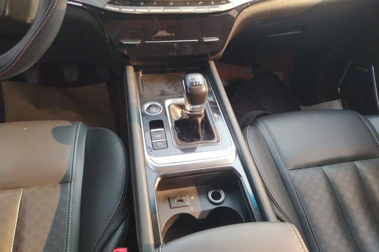 Used JETOUR X90 2019 1.5T Manual Smart Enjoyment 7-Seater China V Standard
