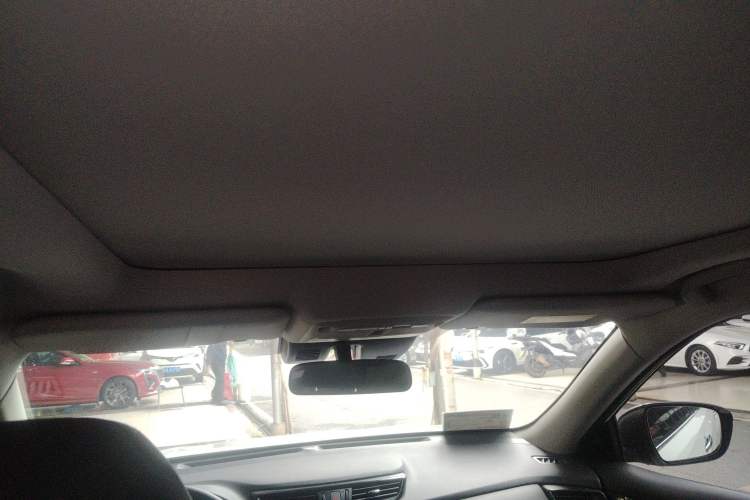 Used Nissan X-Trail 2023 Classic 2.0L Two-Wheel Drive Smart Connect & Comfort Edition
