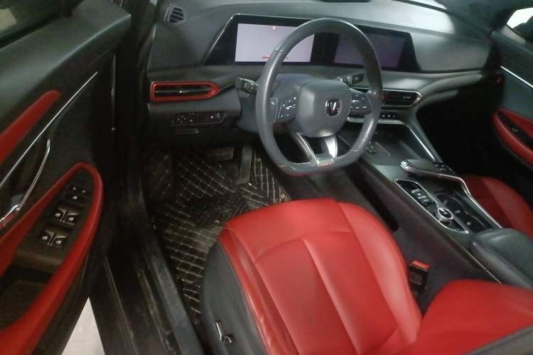 Used Changan UNI-T 2020 1.5T Prestige Version
